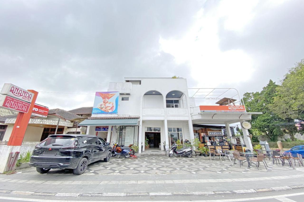 Hotel Ananda Syariah Redpartner Bukittinggi Exterior photo